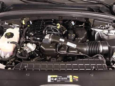 Used 2023 Jeep Grand Cherokee Altitude AWD/4WD image 20
