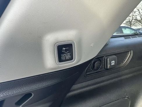 Used 2022 Jeep Grand Cherokee Limited 4xe w/ Luxury Tech Group II image 25