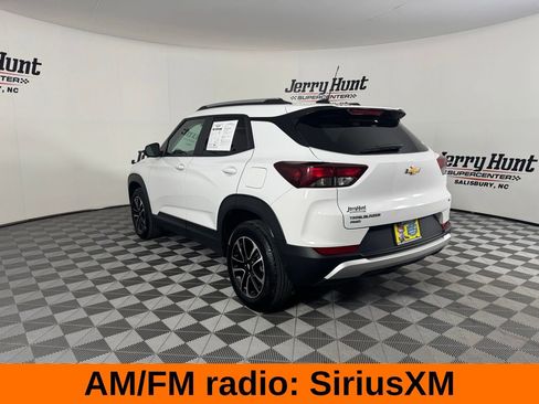 Used 2025 Chevrolet TrailBlazer LT AWD/4WD image 10