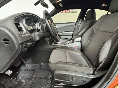 Used 2021 Dodge Charger SXT RWD image 15