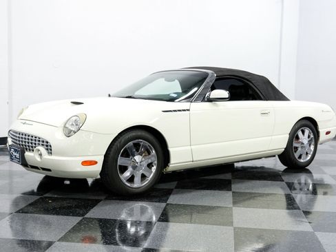 Used 2002 Ford Thunderbird image 35