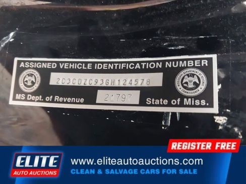 Used 2016 Dodge Challenger SRT Hellcat image 17