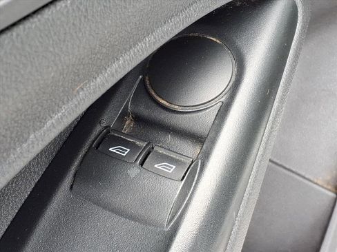 Used 2017 Ford Transit Connect XL image 6