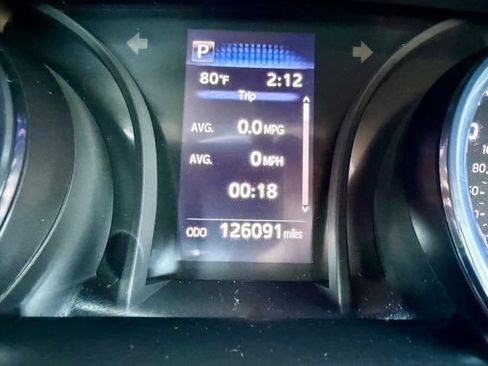 Used 2020 Toyota Camry LE FWD image 29