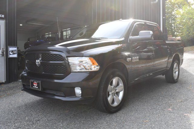 Used 2016 RAM 1500 Express AWD/4WD image 1