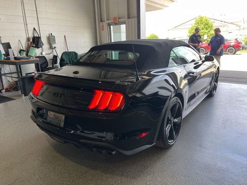 Used 2021 Ford Mustang GT Premium RWD image 3