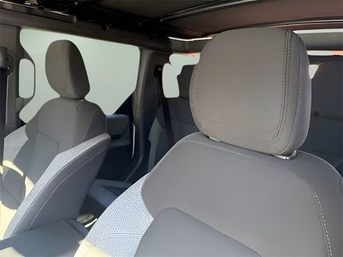 Used 2023 Ford Bronco Big Bend image 12