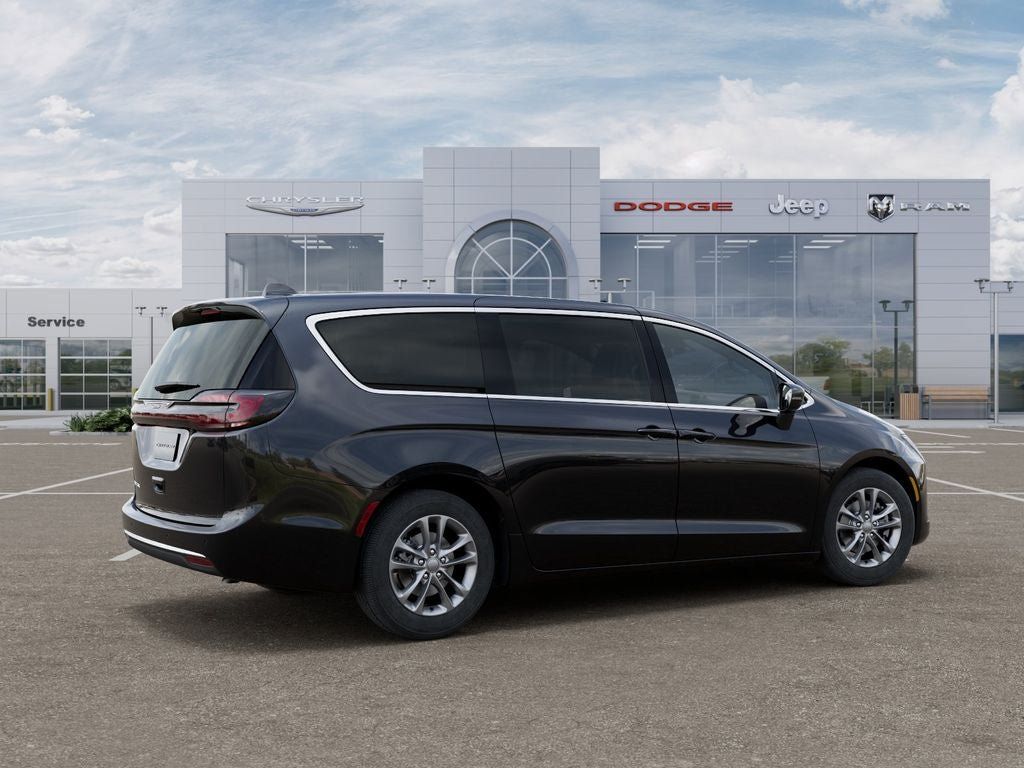 New 2027 Chrysler Pacifica Select FWD image 4