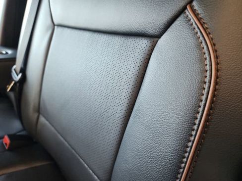 New 2025 Ford F250 Lariat w/ Lariat Ultimate Package image 34