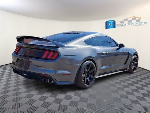 Used 2019 Ford Mustang Shelby GT350R w/ GT350R Equipment Group 920A image 6