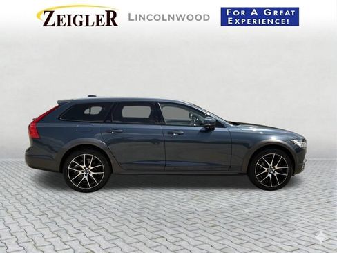 Used 2020 Volvo V90 T6 Cross Country w/ Protection Package AWD/4WD image 8