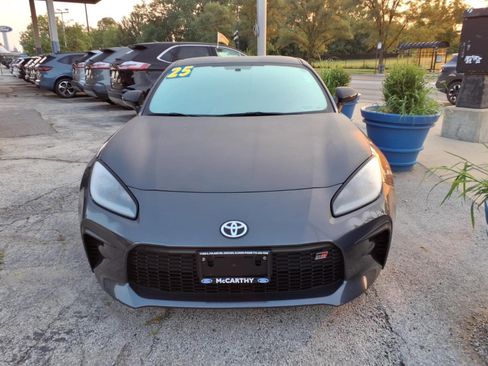 Used 2025 Toyota GR86 Premium w/ ALL Weather Mat Package (TMS) RWD image 5