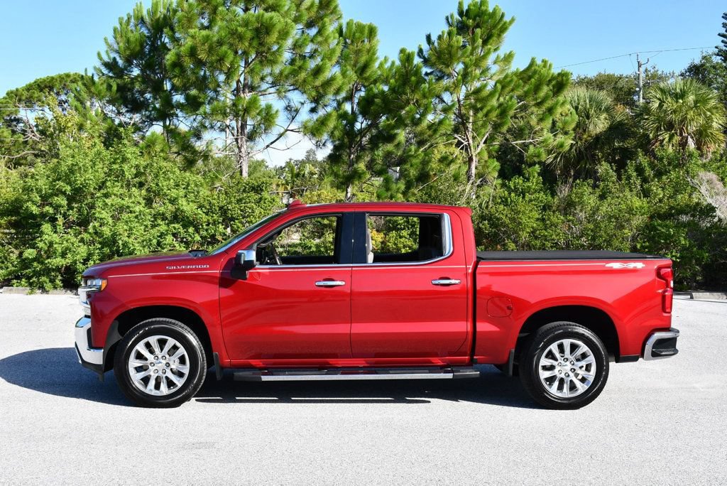 Used 2019 Chevrolet Silverado 1500 LTZ w/ LTZ Premium Package AWD/4WD image 3