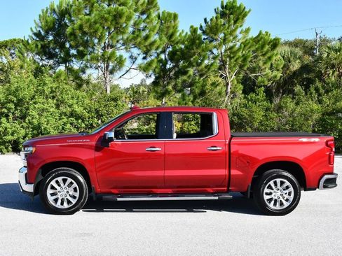 Used 2019 Chevrolet Silverado 1500 LTZ w/ LTZ Premium Package AWD/4WD image 3
