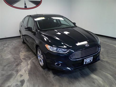 Used 2014 Ford Fusion SE w/ Equipment Group 201A image 1