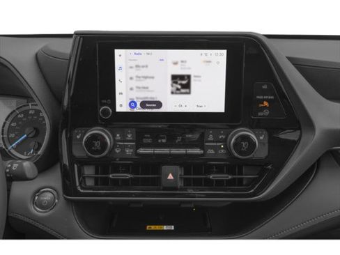 Certified 2026 Toyota Highlander XLE image 15