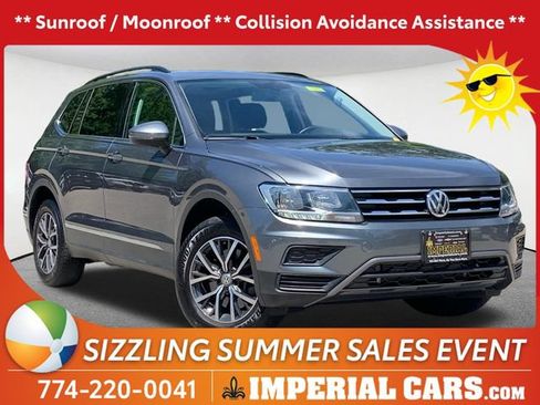 Used 2020 Volkswagen Tiguan SE w/ Panoramic Sunroof Package AWD/4WD image 1