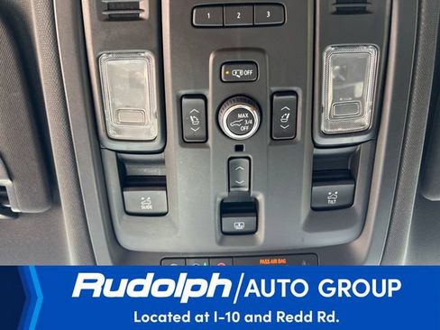 Used 2023 GMC Yukon AT4 AWD/4WD image 25