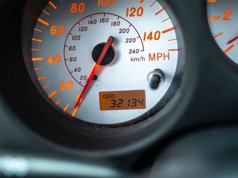 Used 2001 Toyota MR2 image 30