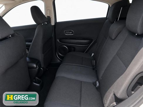 Used 2019 Honda HR-V EX image 17