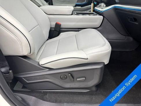 New 2026 Ford Expedition Max Platinum w/ Platinum Ultimate Package AWD/4WD image 11