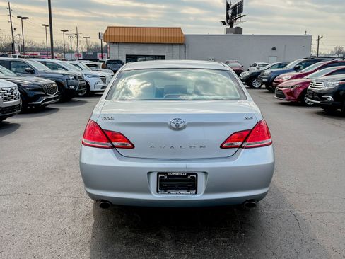 Used 2007 Toyota Avalon Touring FWD image 8