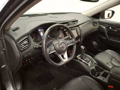 Used 2020 Nissan Rogue SL w/ Premium Package image 17