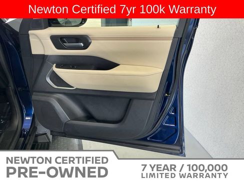 Used 2025 Nissan Armada Platinum w/ Convenience Package RWD image 70