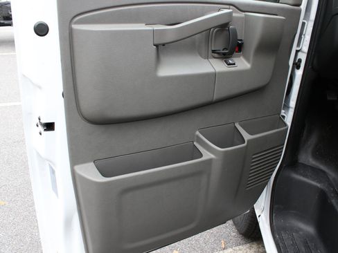 New 2025 Chevrolet Express 3500 w/ Power Convenience Package RWD image 8