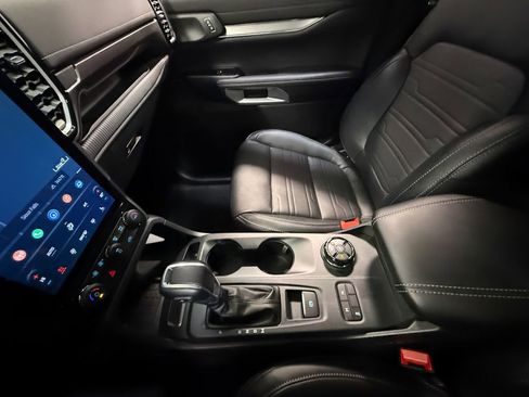 Used 2025 Ford Ranger Lariat w/ Advanced Towing Package image 83