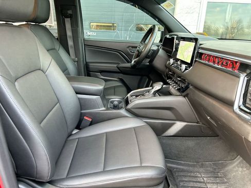 Used 2023 GMC Canyon Elevation w/ Elevation Premium Package AWD/4WD image 30