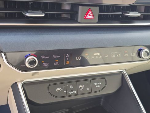 New 2026 Kia Carnival SX image 28