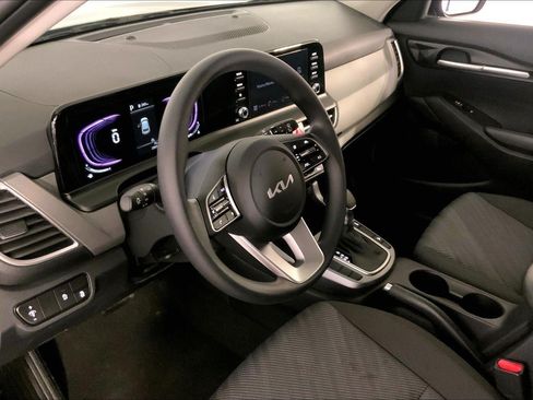 Used 2026 Kia Seltos LX AWD/4WD image 14