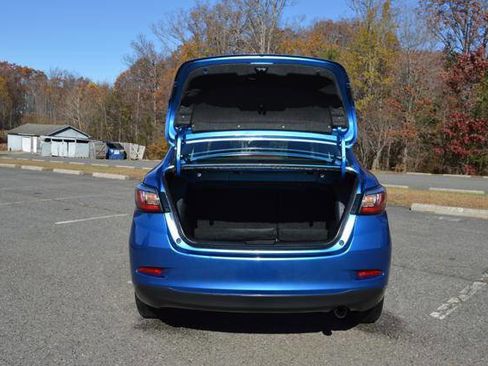 Used 2017 Toyota Yaris iA image 68