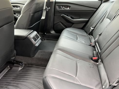 Used 2024 Honda Accord Touring image 17