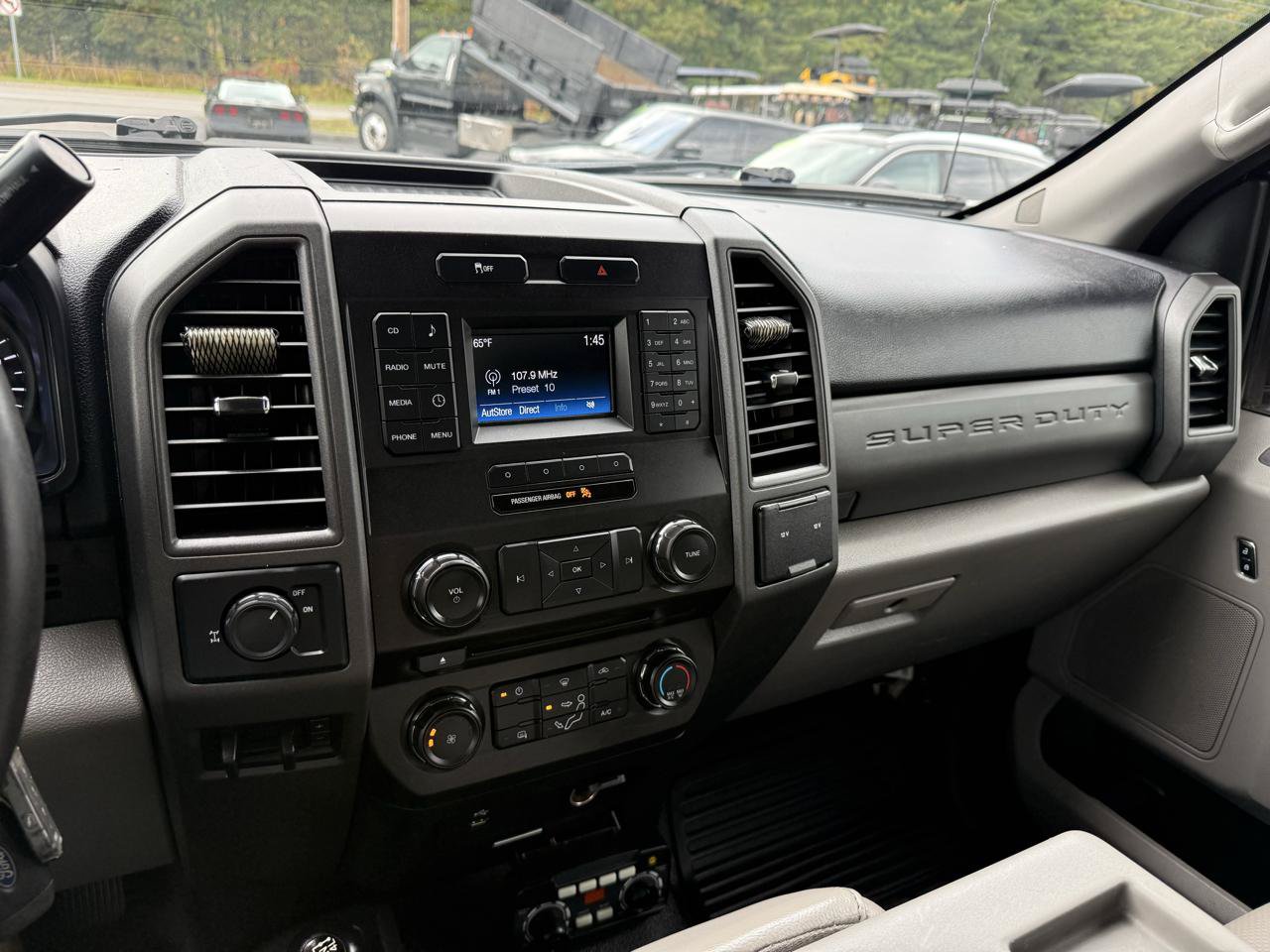 Used 2017 Ford F350 XL AWD/4WD image 33