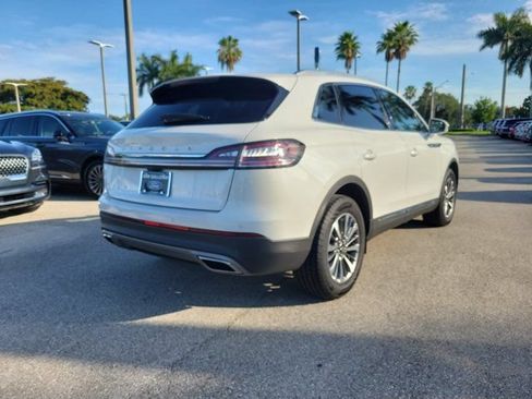 Certified 2022 Lincoln Nautilus FWD w/ Premium Package image 6