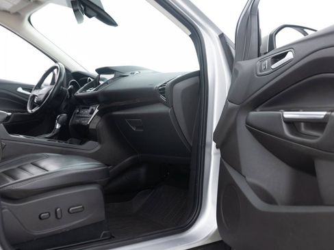 Used 2017 Ford Escape Titanium FWD image 30