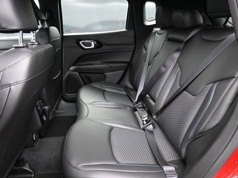 New 2026 Jeep Compass Latitude image 25