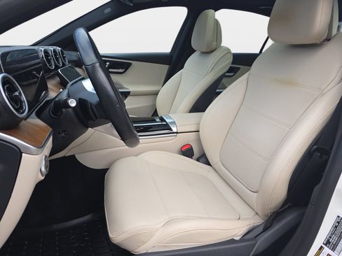 Used 2023 Mercedes-Benz C 300 4MATIC Sedan image 15