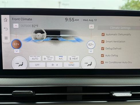 Used 2025 Genesis GV60 Advanced AWD/4WD image 39