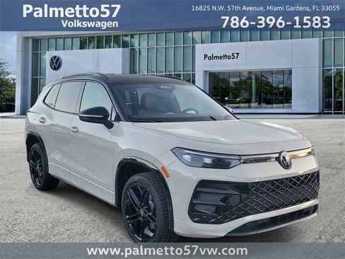 New 2026 Volkswagen Tiguan SE R-Line image 1