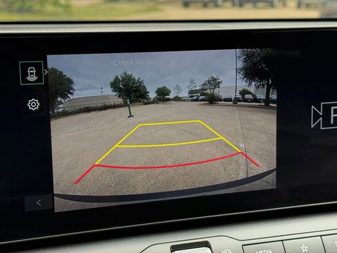 Used 2025 Kia K4 LXS image 24