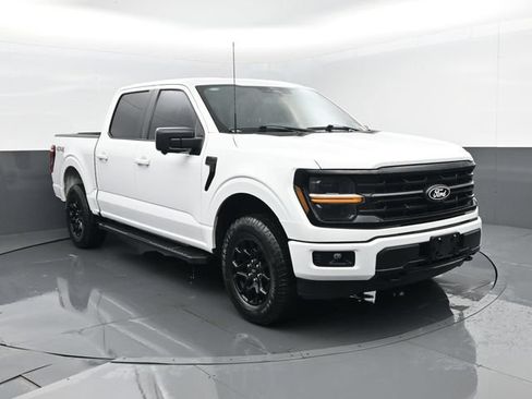Used 2024 Ford F150 XLT w/ XLT Black Appearance Package AWD/4WD image 3