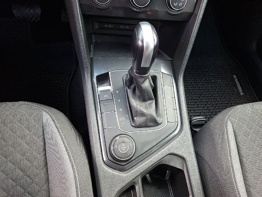 Used 2021 Volkswagen Tiguan S AWD/4WD image 16