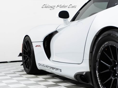 Used 2016 Dodge Viper ACR image 28