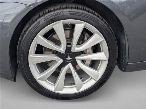 Used 2018 Tesla Model 3 Long Range image 25