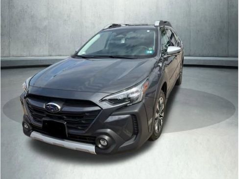 Used 2023 Subaru Outback Touring XT AWD/4WD image 3