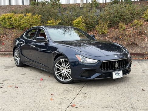 Certified 2022 Maserati Ghibli Modena Q4 image 1