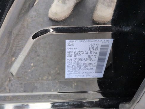 Used 2024 Nissan Pathfinder S image 22